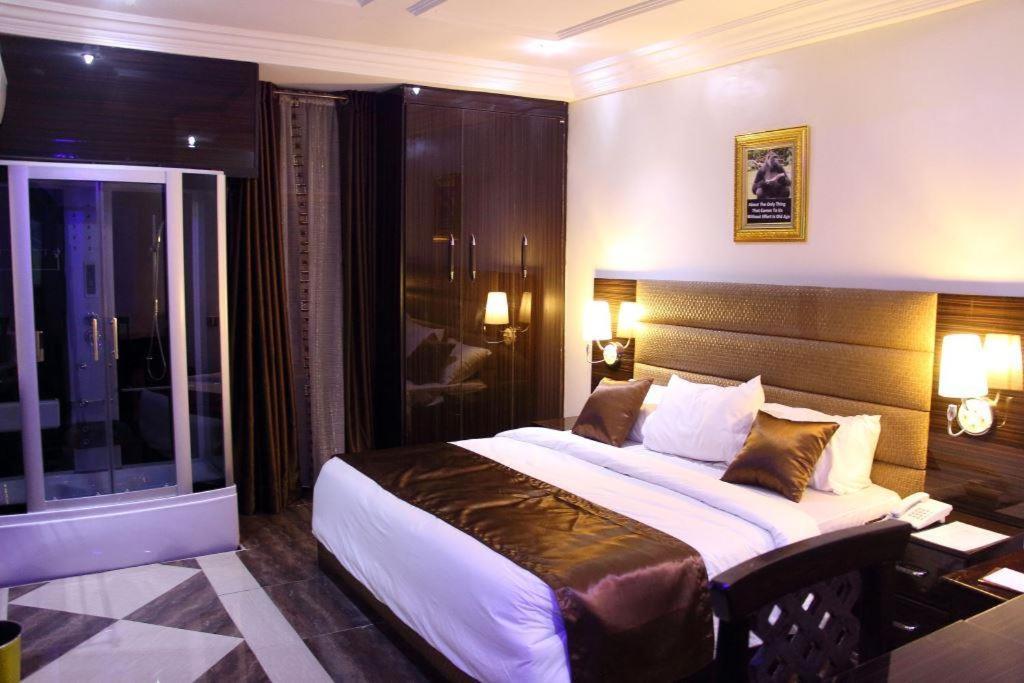 E-Suite Hotel Abuja Esterno foto